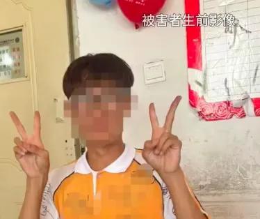 高中生拍门玩闹何以酿成命案
