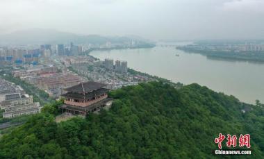 Lihat Sungai Fuchun dari Udara