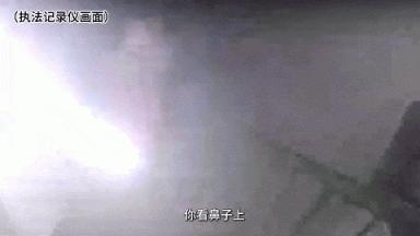 外卖小哥和保安大叔失火中救整栋楼 斗胆算作获犒赏