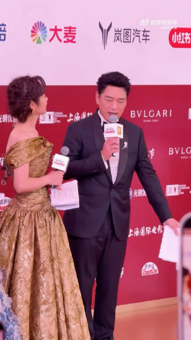 王耀庆跨界担任上影节主持人