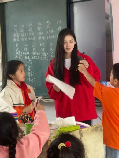 平安产险湖北分公司支教日记:当星光遇见微光!