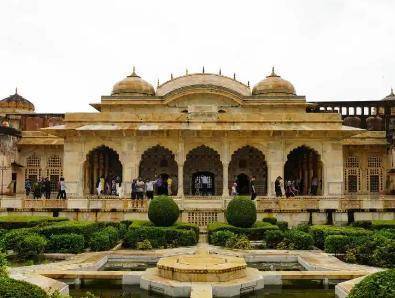 印度举行阅兵式庆祝建军78周年 展示西部边境战略地位