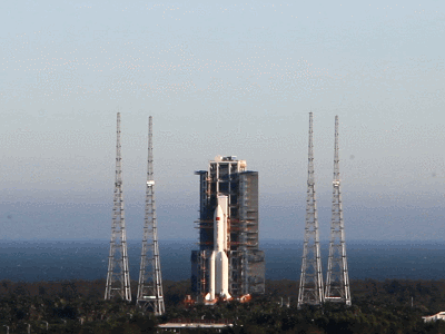 这个春节，将发射空间站核心舱的长五B火箭向文昌挺进！