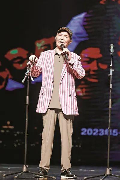 “鼓王”張明智告別儀式舉行 曲藝界同仁深情送別