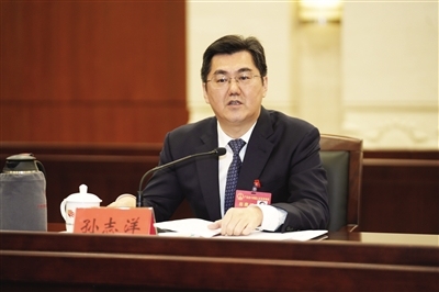 广州中信大厦为嘉禾望岗亮灯