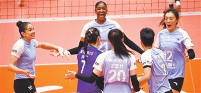 天津女排横扫上海晋级四强