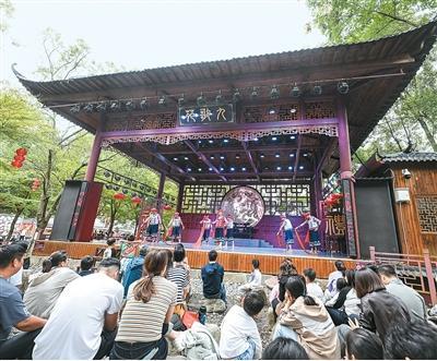 何为浪漫主义 屈原《九歌》中的诗意探索