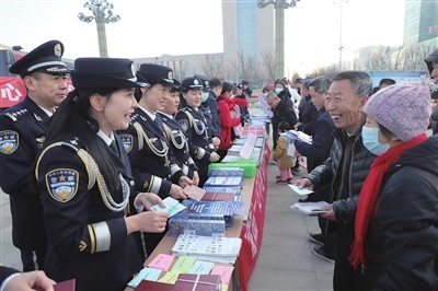 太原市公安机关多种形式庆祝警察节