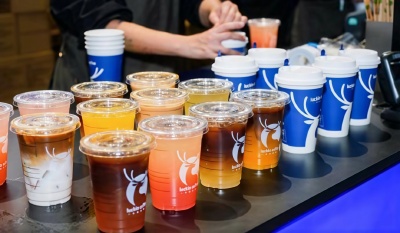 四季度凈利短期承壓，瑞幸2025年門店破3萬家顯瓶頸