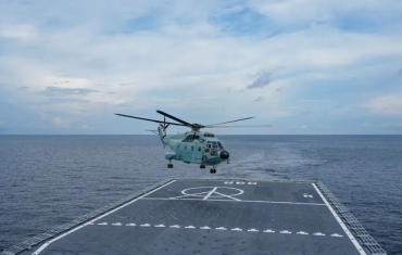 “和平友誼-2025”聯演：中馬編隊聯合演練