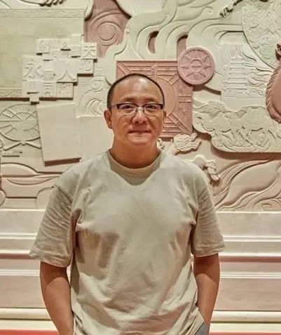 王长兴第四届中国壁画学会常务理事,学术部主任中国美术家协会第四届