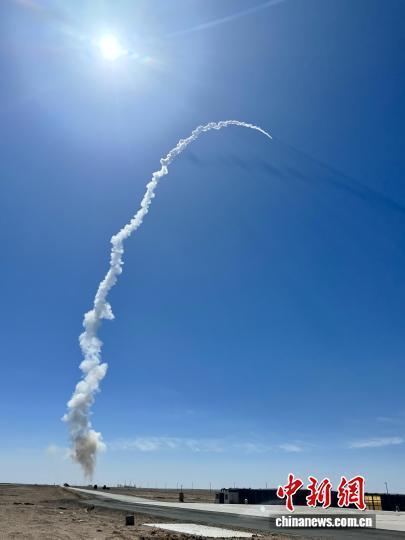 我国再次成功发射一箭8星