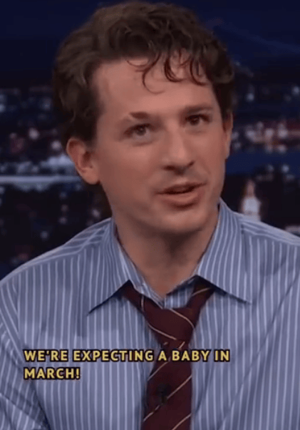 断眉回应当爸:妻子预产期为明年3月