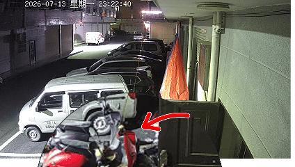 发现邻居这样做 可立刻投诉 飞线充电隐患大