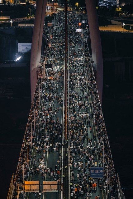 出国旅游遇冷，各国都问“消失的中国游客”去哪了？