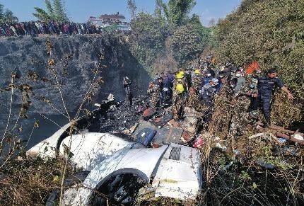 澳专家解析尼泊尔坠机事故可能原因 尼泊尔为何空难频发？