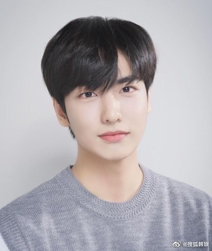 李智汉为救被困小女孩遇难