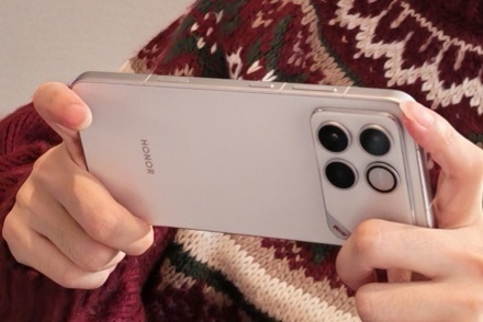 消息称荣耀 WIN 就是原定的 GT2 系列手机:三摄 + 一个花活儿