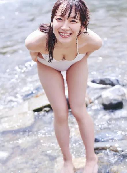 日本女星吉冈里帆超美写真 魔鬼身材性感火辣