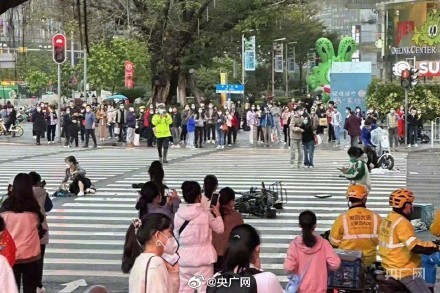 广州男子开宝马街头撞人致6死被执行死刑 ！