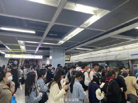 重庆轨道交通日客运量创新高 再破纪录达516万