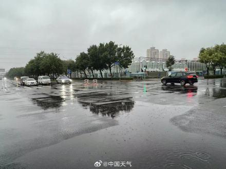 北京今日多云为主最高温32℃ 周末降雨再度发展 局地防范地质灾害