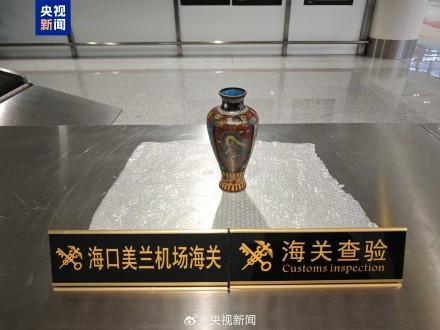 出境旅客行李藏文物被查 13件物品含禁止出境文物
