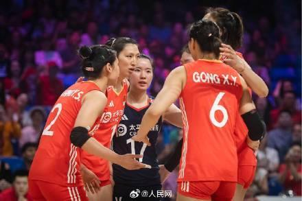 中國女排3比2德國女排 逆轉(zhuǎn)取勝展現(xiàn)拼搏精神