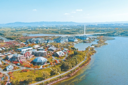 长治滨湖文旅服务中心宁静而迷人