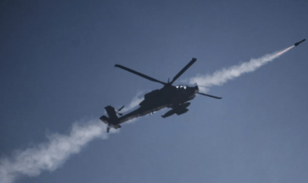 以军直升机险遭真主党无人机击中 边境战火升级