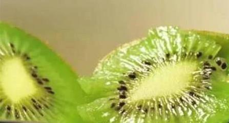 血管垃圾堆成山？4种家常食物帮你清，效果惊人！
