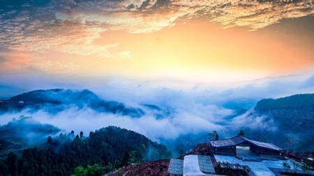 Schöne Naturlandschaft in Yueba in Sichuan