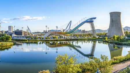 „Spiegel“-Artikel bezeichnet Big-Air-Shougang als „Industrie-Disneyland“