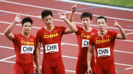 China holt historische Bronze in der olympischen 4x100-Meter-Staffel der Männer in Tokio