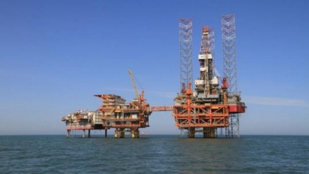 Chinas nimmt erstes Offshore-Großfeld für die thermische Gewinnung von eingedicktem Erdöl in Betrieb