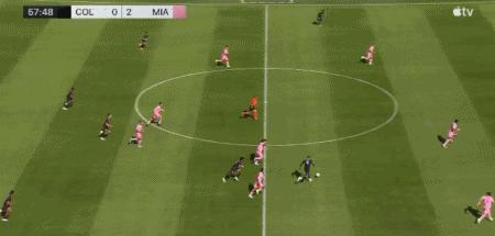 3-2！38岁梅西双响 兜射绝杀 助迈阿密终结2连平 新帅迎上任开门红 梅西905球里程碑