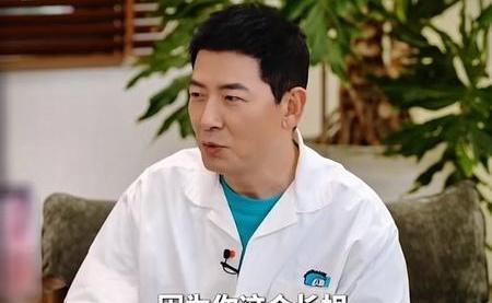 戴军说被杨迪恨了好几年 全款买房写女友名引发争议