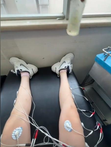 車禍截癱女生稱被網暴到崩潰 男友失聯(lián)治療費成難題