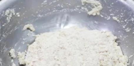 家常豆腐丸子3步做，香嫩多汁秒杀饭店，你家也能吃到这味