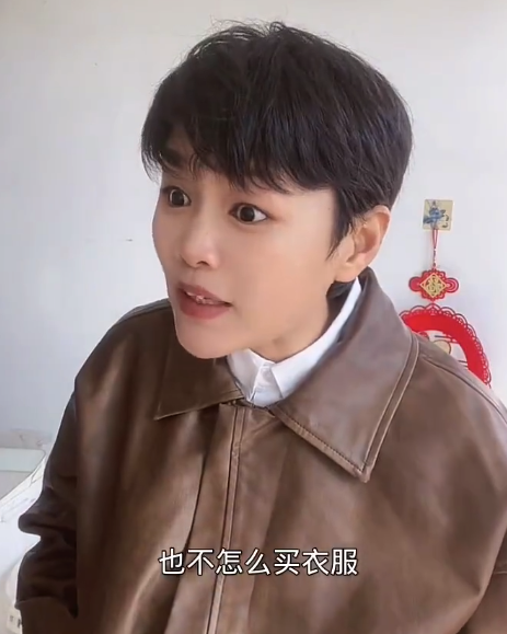 同事三年存了10萬塊，網友：這是怎么做到的,？