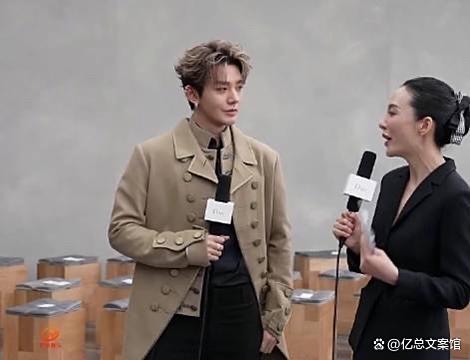 邓为靠脸生扛刁钻镜头 外媒镜头下的东方绅士风度