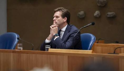 荷蘭大臣稱沒(méi)想到中方真叫停芯片出口