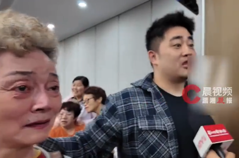 男子生日是领证日也是妻子火化日 妻子去世丈母娘成为女婿邻居