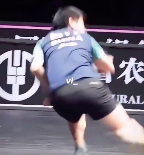 孙颖莎运动力量冲高！解说惊叹：她的核心力量太强大！