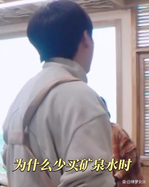 吴泽林体面 千里默背后简直凿劳模