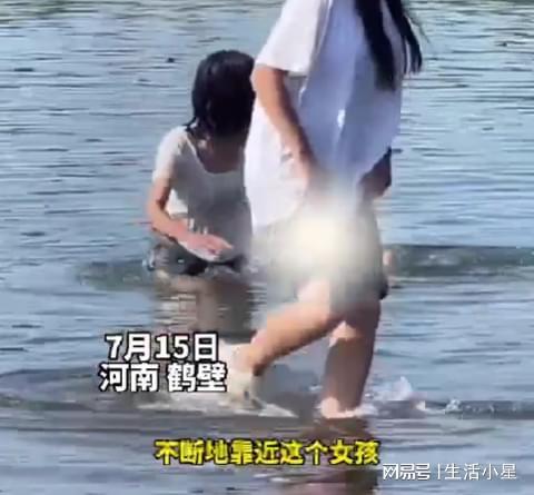 大爷疑假意教游泳摸女生 这种针对无辜儿童的行为是绝对不能容忍的