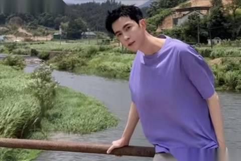 于朦朧5年前畫出25年后的自己 娛樂圈的無奈與孤獨(dú)