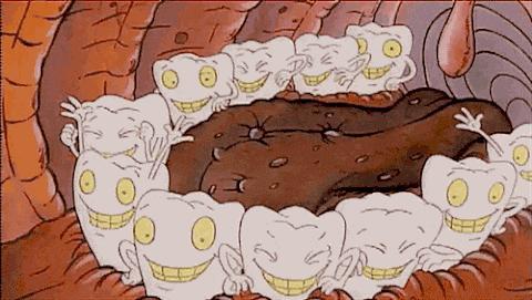 别等到睡觉前才刷牙