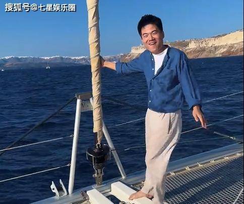 董宇辉获2.18亿分手费，俞敏洪“抠门”不再，罗永浩评论区沦陷