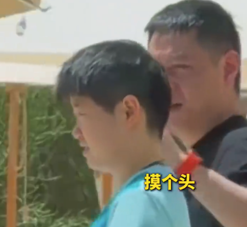 孫穎莎邱貽可再現可愛互動摸頭殺